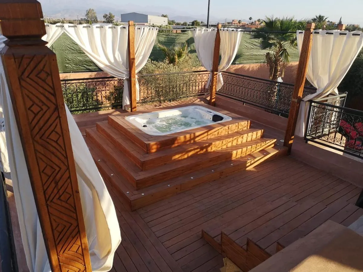 Villa Scil De Luxe, Piscine Chauffee, 3 Suites, Hamam, Jacuzzi Exterieur, Salle De Sport, Service Baby Sitter, Option Gouvernante, Vue Sur L'Atlas, Parkings Prive, Pas De Vis A Vis ! Марракеш
