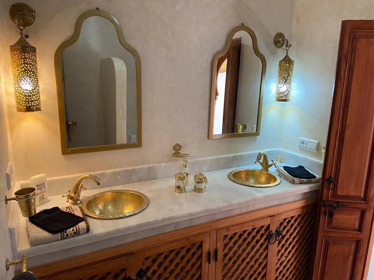 Villa Scil de luxe 3 Suites Piscine chauffée Hamam Jacuzzi extérieur avec vue sur l'Atlas 2 Parkings Privé Marrakesh