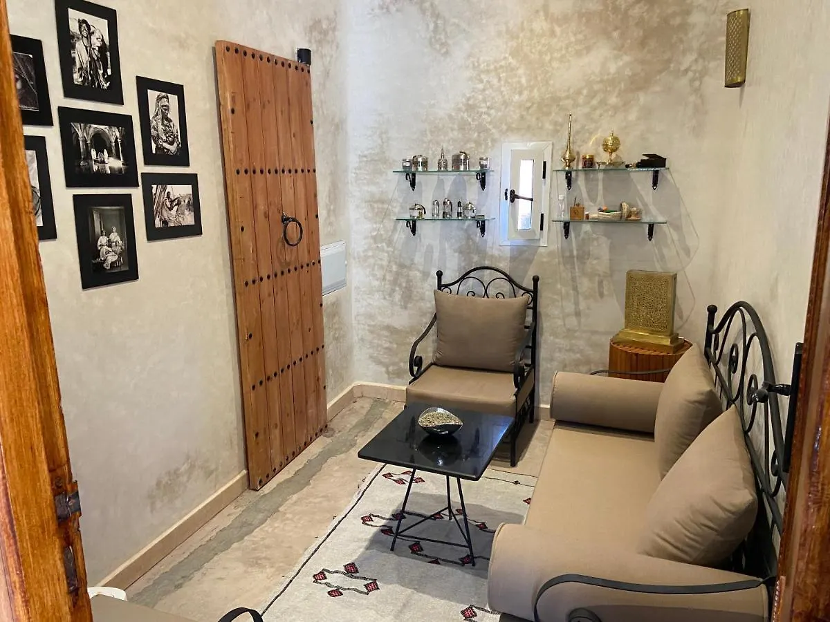 Villa Scil de luxe 3 Suites Piscine chauffée Hamam Jacuzzi extérieur avec vue sur l'Atlas 2 Parkings Privé Marrakesh
